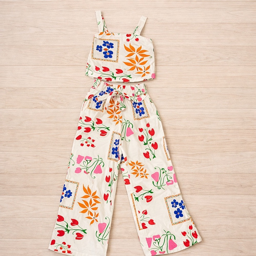 Retro Floral Two-Piece Set | Cropped Tank + Wide Leg Pants | Vacation / Resort